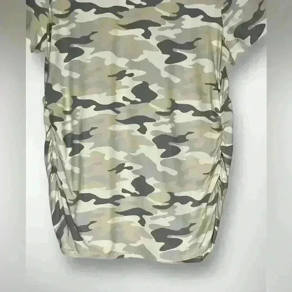 Women’s Maternity Top by Time and Tru Size XL 16-18 Grey Camouflage - Picture 3 of 6